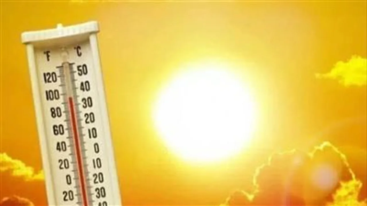 طقس شديد الحرارة غدًا الأحد ودرجات الحرارة تصل إلى 44 درجة